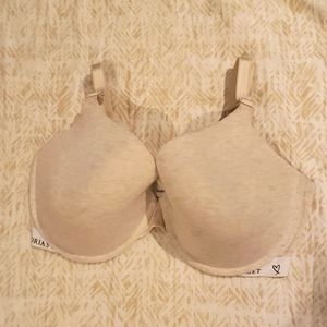 Victoria's Secret tshirt demi bra 34DDD